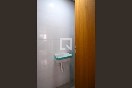 Banheiro de apartamento para alugar com 1 quarto, 35m² em Vila Marte, São Paulo