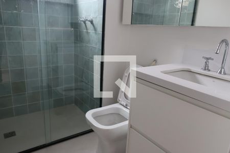 Banheiro de apartamento à venda com 2 quartos, 76m² em Itaim Bibi, São Paulo