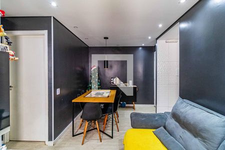 Sala de apartamento para alugar com 2 quartos, 45m² em Jardim do Lago, Osasco