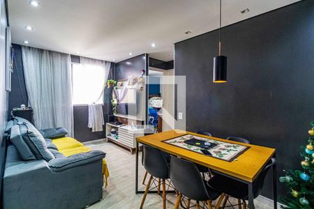 Sala de apartamento para alugar com 2 quartos, 45m² em Jardim do Lago, Osasco