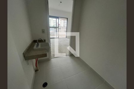 Banheiro  de kitnet/studio à venda com 0 quarto, 28m² em Parada Inglesa, São Paulo