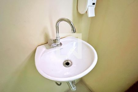 Lavabo 1 de casa à venda com 5 quartos, 278m² em Jardim Zaira, Guarulhos