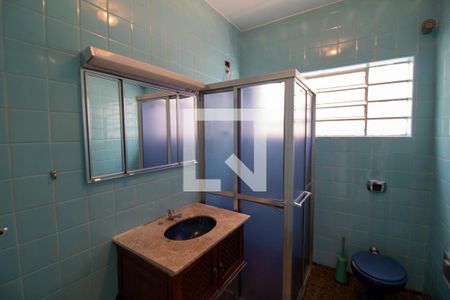 Banheiro de casa para alugar com 3 quartos, 140m² em Chácara Santo Antônio (zona Sul), São Paulo