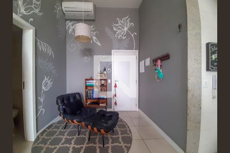 Sala de apartamento para alugar com 2 quartos, 77m² em Barra da Tijuca, Rio de Janeiro