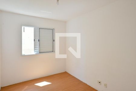 Quarto 2 de apartamento para alugar com 2 quartos, 51m² em Jardim Santa Emilia, São Paulo