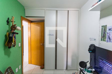 Armário do Quarto 1 de apartamento à venda com 2 quartos, 80m² em Fernão Dias , Belo Horizonte