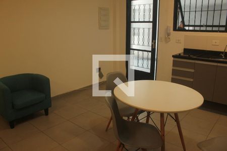 Sala/Quarto/Cozinha de kitnet/studio para alugar com 1 quarto, 28m² em Jurubatuba, São Paulo