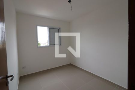 Quarto 2 de apartamento para alugar com 2 quartos, 40m² em Vila Euthalia, São Paulo