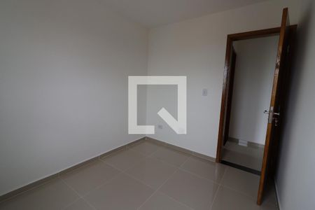 Quarto 2 de apartamento para alugar com 2 quartos, 40m² em Vila Euthalia, São Paulo