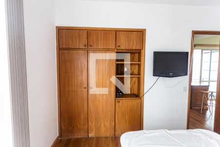 Armário do Quarto  de apartamento para alugar com 1 quarto, 50m² em Lourdes, Belo Horizonte