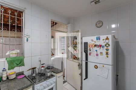 Cozinha de apartamento à venda com 2 quartos, 111m² em Itamarati, Belo Horizonte