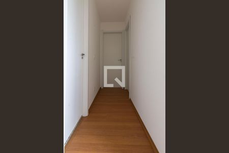 Corredor de apartamento para alugar com 2 quartos, 40m² em Itaquera, São Paulo