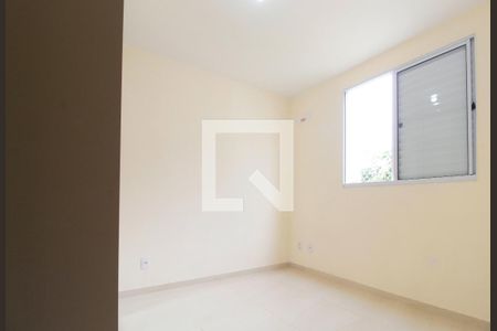 Quarto 2 de apartamento para alugar com 2 quartos, 39m² em Jardim Caiapia, Cotia