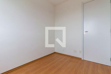 Quarto 2 de apartamento para alugar com 2 quartos, 39m² em Itaquera, São Paulo