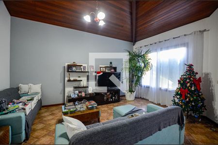 Sala de casa à venda com 3 quartos, 246m² em Maria Paula, Niterói