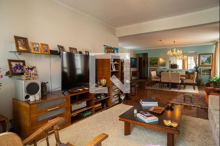 Sala de estar de apartamento à venda com 3 quartos, 176m² em Consolação, São Paulo
