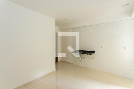 Apartamento para alugar com 34m², 2 quartos e sem vagaSala e Cozinha