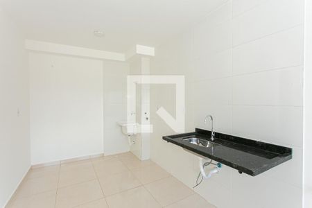 Cozinha e Área de Serviço de apartamento para alugar com 2 quartos, 36m² em Chácara Califórnia, São Paulo