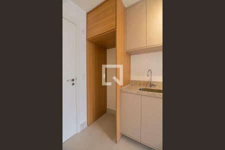 Cozinha de kitnet/studio para alugar com 1 quarto, 28m² em Paraíso, São Paulo