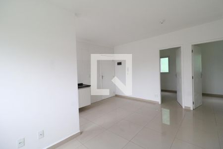 Sala de apartamento para alugar com 2 quartos, 45m² em Vila Mazzei, São Paulo