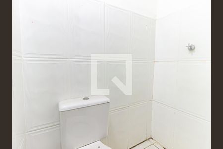 Banheiro de kitnet/studio para alugar com 1 quarto, 32m² em Tatuapé, São Paulo