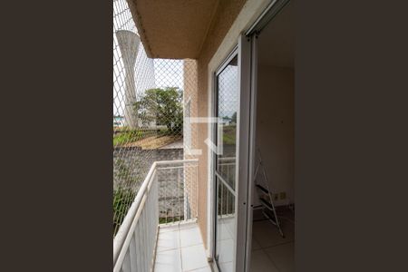 Sala / Varanda de apartamento à venda com 3 quartos, 52m² em Colônia (zona Leste), São Paulo