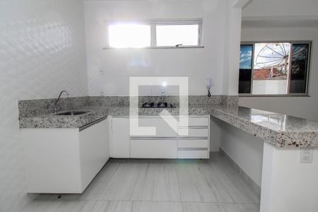 Cozinha e Área de Serviço de apartamento para alugar com 1 quarto, 30m² em Ipiranga, Belo Horizonte