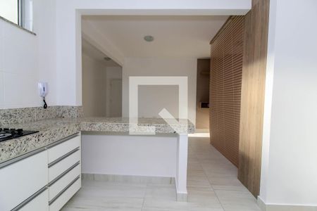 Cozinha e Área de Serviço de apartamento para alugar com 1 quarto, 30m² em Ipiranga, Belo Horizonte