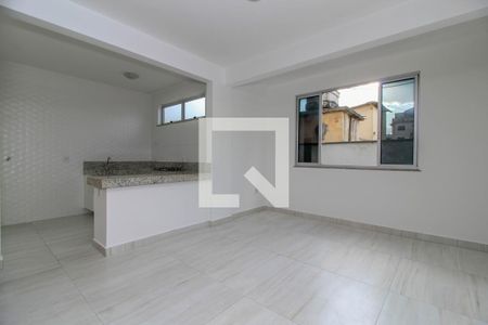 Sala de apartamento para alugar com 1 quarto, 30m² em Ipiranga, Belo Horizonte