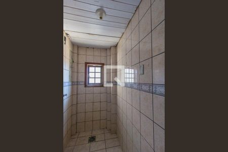 Banheiro de kitnet/studio para alugar com 1 quarto, 30m² em São Jerônimo, Gravataí