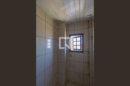 Banheiro de kitnet/studio para alugar com 1 quarto, 28m² em São Jerônimo, Gravataí