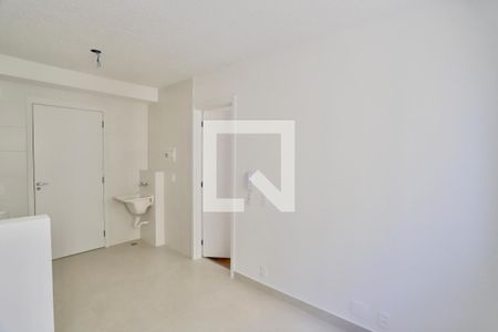 Sala/cozinha/área de serviço de apartamento para alugar com 1 quarto, 26m² em Vila Claudia, São Paulo