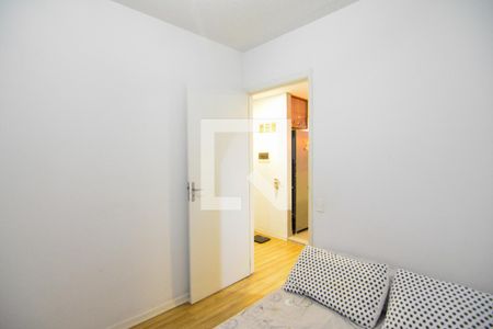 Quarto 2 de apartamento para alugar com 2 quartos, 45m² em Vila Oeste, Belo Horizonte