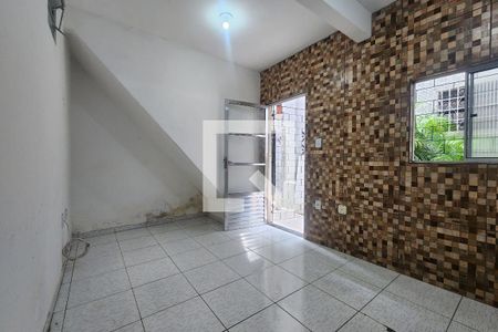 Sala/Cozinha de apartamento para alugar com 1 quarto, 52m² em Tororo, Salvador