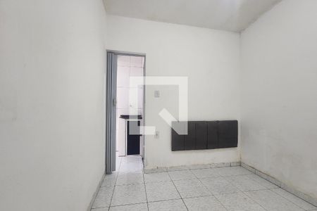 Quarto de apartamento para alugar com 1 quarto, 52m² em Tororo, Salvador