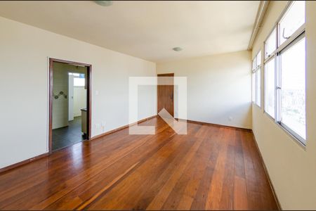 Sala de apartamento à venda com 3 quartos, 95m² em São Pedro, Belo Horizonte