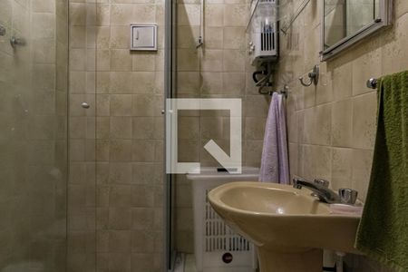 Banheiro  de apartamento à venda com 1 quarto, 56m² em Copacabana, Rio de Janeiro