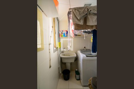 Area de serviço de apartamento para alugar com 3 quartos, 90m² em Grajaú, Belo Horizonte