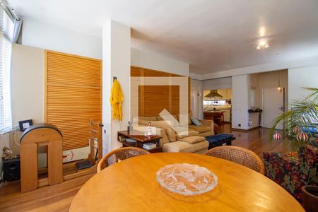 Sala de apartamento à venda com 3 quartos, 158m² em Cerqueira César, São Paulo