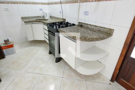 Cozinha de kitnet/studio para alugar com 1 quarto, 30m² em Boqueirão, Praia Grande