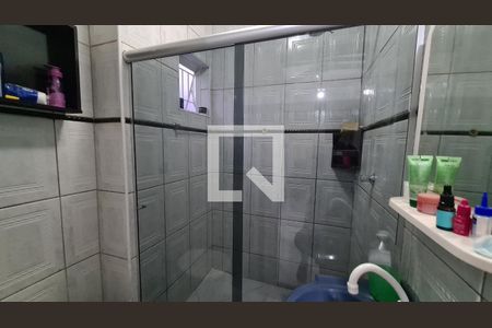 Casa à venda com 180m², 4 quartos e 2 vagas Casa à venda com 180m², 4 quartos e 2 vagasBanheiro da Suíte 1