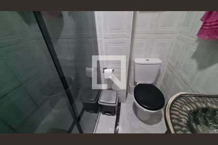 Casa à venda com 180m², 4 quartos e 2 vagas Casa à venda com 180m², 4 quartos e 2 vagasv