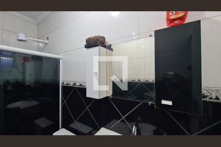 Casa à venda com 180m², 4 quartos e 2 vagas Casa à venda com 180m², 4 quartos e 2 vagasBanheiro 2