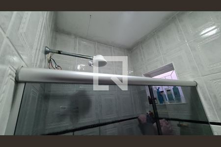 Casa à venda com 180m², 4 quartos e 2 vagas Casa à venda com 180m², 4 quartos e 2 vagasBanheiro