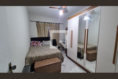 Casa à venda com 180m², 4 quartos e 2 vagas Casa à venda com 180m², 4 quartos e 2 vagasQuarto Suíte 1