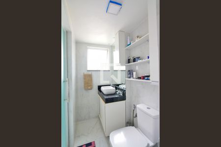 Banheiro de apartamento à venda com 2 quartos, 97m² em Buritis, Belo Horizonte