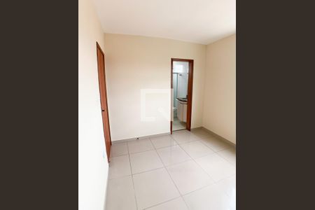 Suíte de apartamento à venda com 3 quartos, 160m² em Serrano, Belo Horizonte