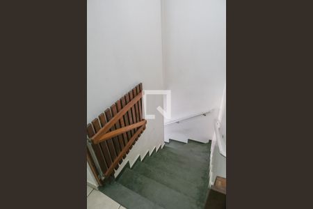 Escada de casa à venda com 2 quartos, 80m² em Vila Anglo Brasileira, São Paulo