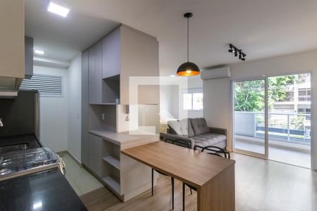 Sala de kitnet/studio para alugar com 1 quarto, 40m² em Vila Itapura, Campinas