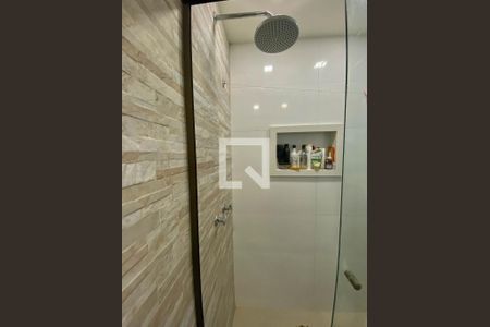 Banheiro de apartamento à venda com 1 quarto, 30m² em Copacabana, Rio de Janeiro